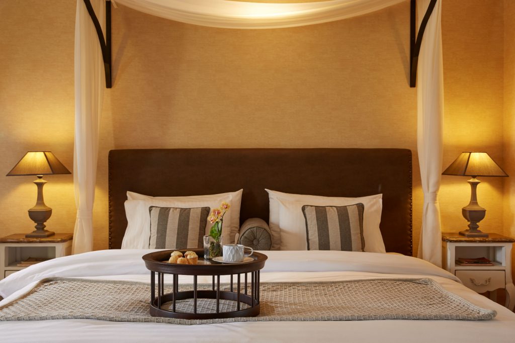 6 junior suite